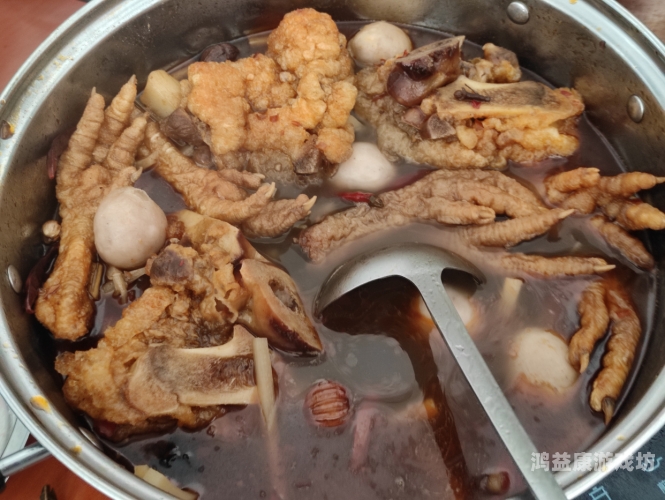 螺蛳粉为何引发沈羽洁的争议？深度解析背后的文化与个人偏好