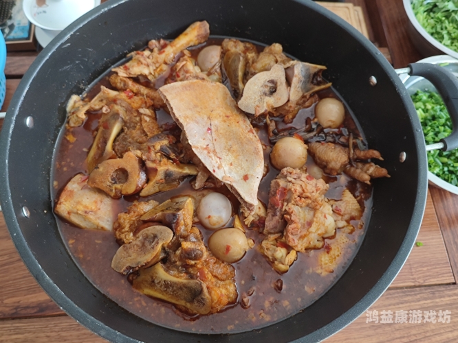 螺蛳粉为何引发沈羽洁的争议？深度解析背后的文化与个人偏好