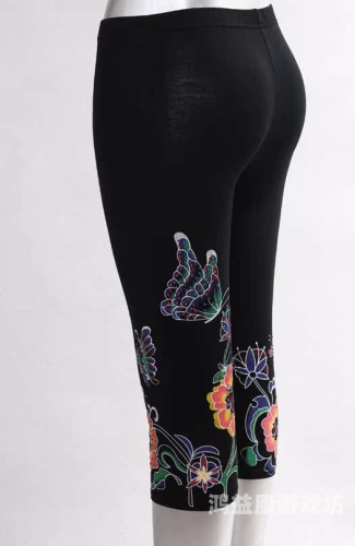 穿越火线，新角色蝴蝶无安全裤揭秘与评测