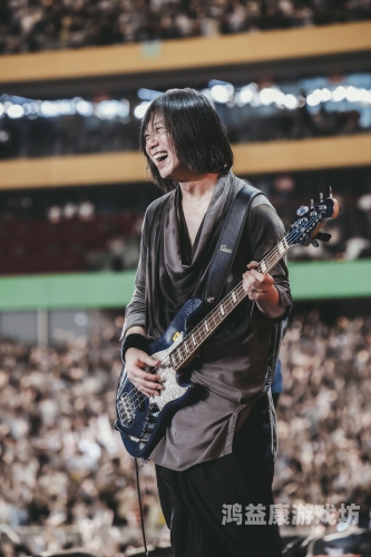 亚洲综合鲁鲁五月天，音乐与文化的交融五月天六