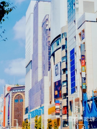 探索东京的热门景点与文化魅力——久久久亚洲东京热