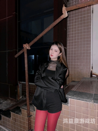 亚洲与欧美制服丝袜精品大赏，潮流与经典的完美碰撞