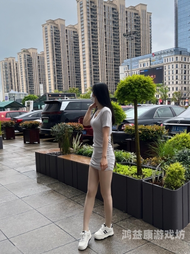 久久丝袜熟女国产，时尚与魅力的完美结合