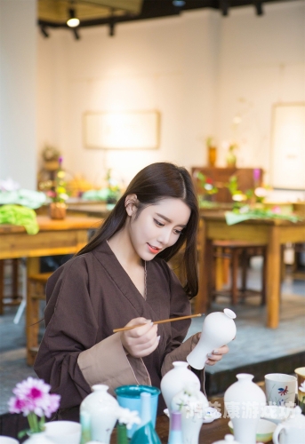 制服丝袜中文字幕有码中出制服丝袜中文字幕有码中出，探讨日本成人影片的文化现象与影响