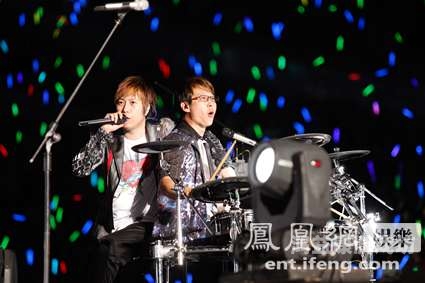 激情五月天在线一区无码精品，深度解析音乐与艺术的完美融合五月天六