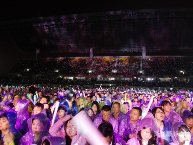 超碰 国产 五月天五月天演唱会盛况空前，国产音乐力量震撼人心