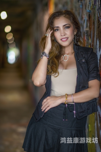 亚洲综合精品少妇久久亚洲综合精品少妇久久的时尚与魅力解析