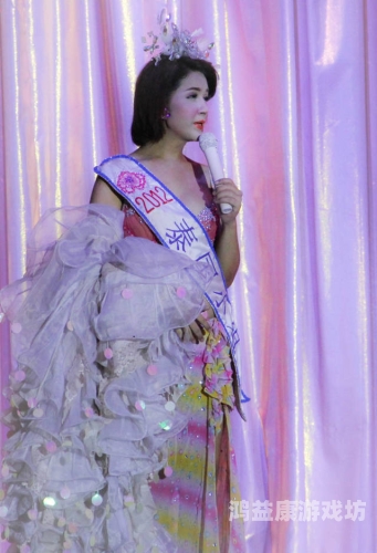 国产人妖玩男在线国产人妖玩男在线，探索性别认同与网络娱乐的交汇点