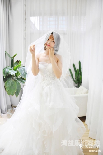 探讨贫乳微乳一二区在线观看现象，审美多元化与网络文化的碰撞贫乳的范围