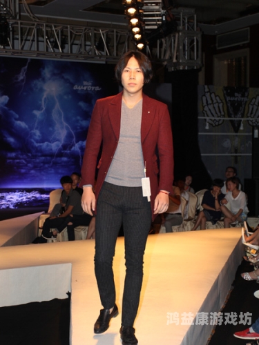 久久综合国产精品丝袜，品质与时尚的完美结合