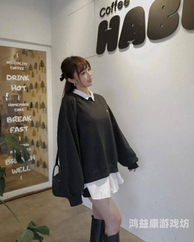 亚洲人妻中文字幕自拍亚洲人妻中文字幕自拍，网络文化现象解析与影响探讨