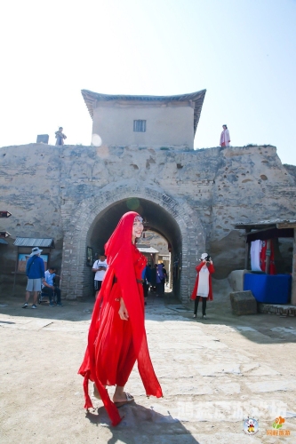 国产影视作品，从粗犷到精致的艺术探索国产又粗又黄又爽的视频无遮挡