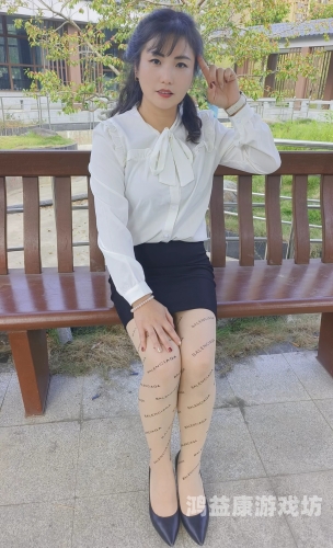 亚洲制服丝袜日韩熟女中文亚洲制服丝袜文化，日韩熟女魅力与中文圈的独特解读