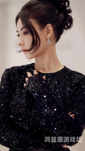 国产专区张柏芝国产专区张柏芝，从影后到母亲，她的多重身份与人生故事