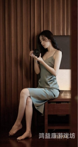 熟女丰满少妇的魅力与时尚趋势解析