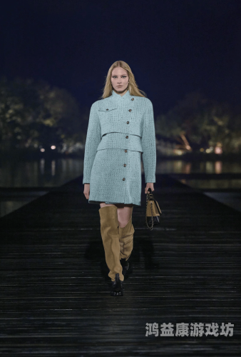 国产 日韩 欧美 精品 大秀全球时尚大秀盘点，国产、日韩、欧美精品秀场解析