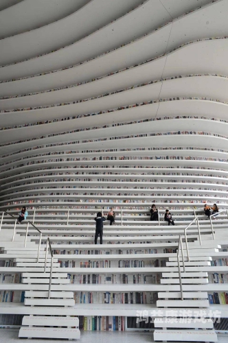 亚洲网友自拍文化观察，从个人表达走向社会现象的全景分析亚洲综合症