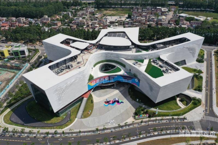 亚洲无码视频七区，探索多元文化下的性水蜜桃在线播放与隐私保护