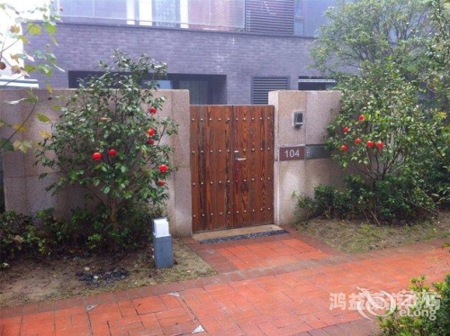 а天堂中文一区二区在线天堂中文一区二区在线，新闻资讯网站小编角色设定