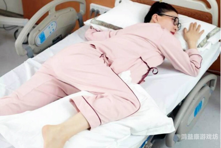 在线精品自拍无码图，解锁你的时尚新姿势