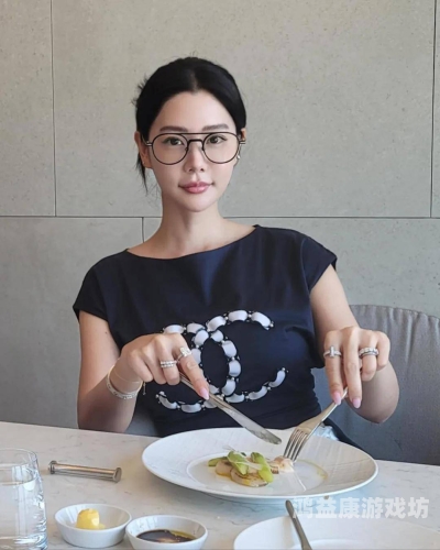 亚洲精品尤物在线，探索神秘视频世界亚洲精品尤物在线无码视频播放