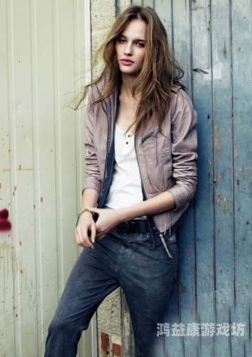 欧美牲交a欧美牲交久久精品欧美风情，牲交精品引爆网络热潮