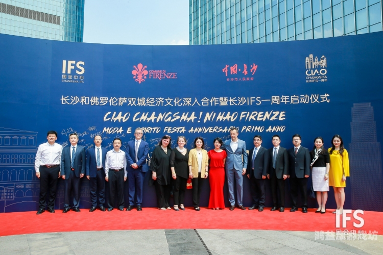欧美成人天天综合在线，探索多元文化下的性水蜜桃在线播放与娱乐新风尚