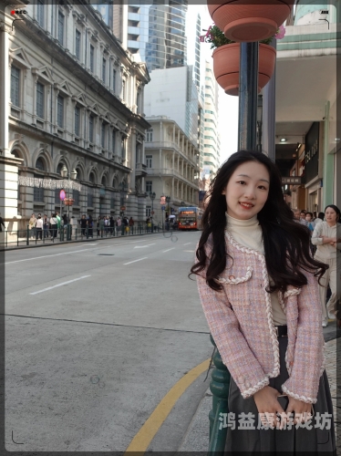 美女自慰与毛片逼逼流水水，探索都市中的性文化与新闻资讯