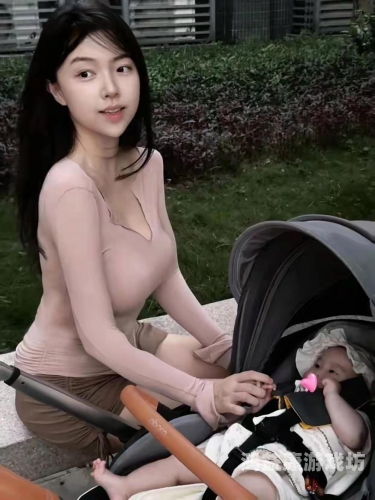 极品S级身材刚下班AV王极品S级身材下班AV王，揭秘都市艳遇