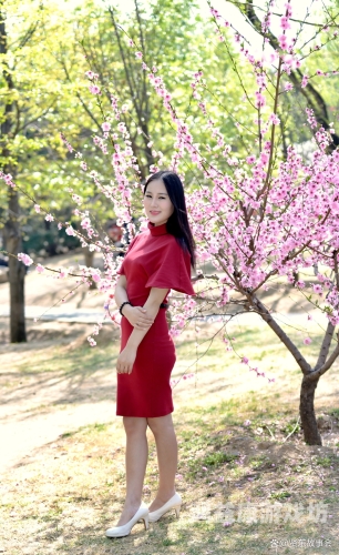 成熟yin荡美妞A片视频美艳熟女A片视频揭秘，探索成熟与yin荡的魅力
