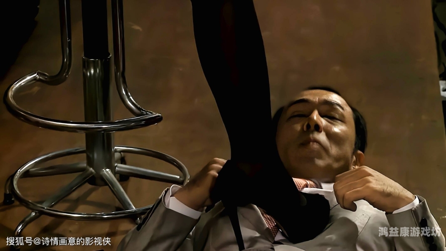 自慰美女白丝，探索隐秘的欲望世界